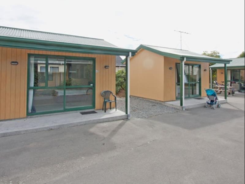 Coronation Park Motels Ашбертон Экстерьер фото